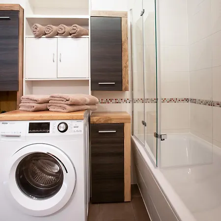 01 Im Carre Charlott Apartman *